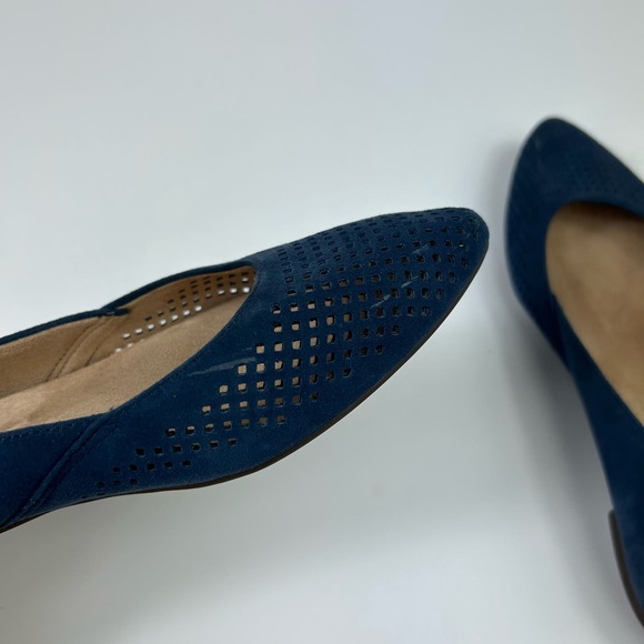 Vionic Navy Blue Flats - Picture 2 of 5